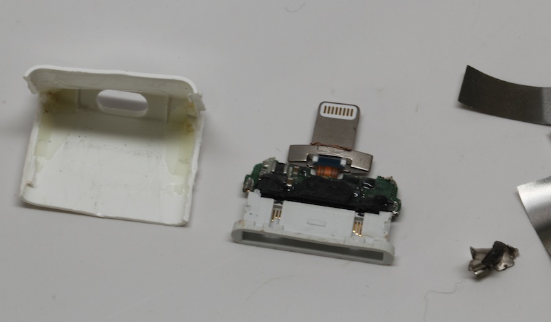File:Lightning 30-pin Adapter open front.jpg